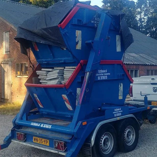 Gestapelde containers